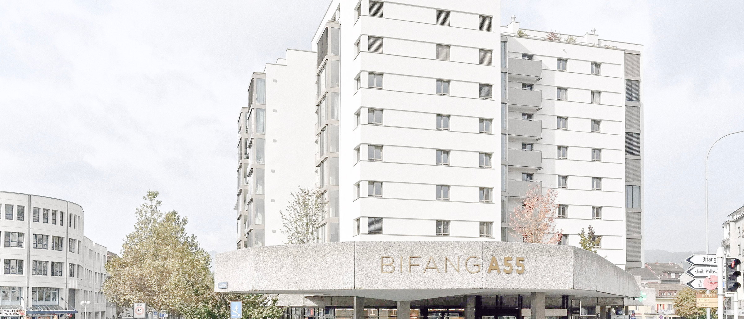 Wohn- und Geschäftshaus Bifang A55 in Olten an der Strassenkreuzung mit Ladenzeile