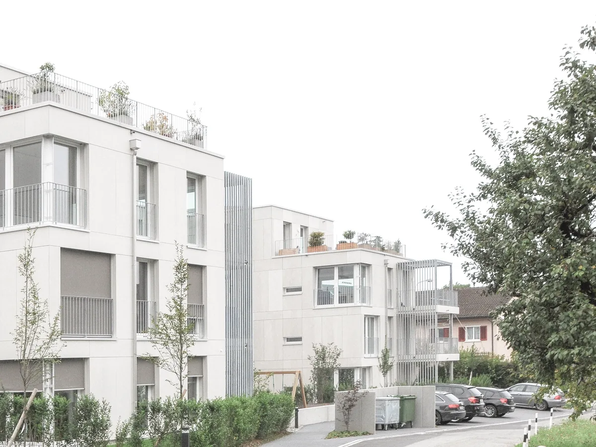 Strassenansicht der Wohnüberbauung Pianopiano in Hirschthal